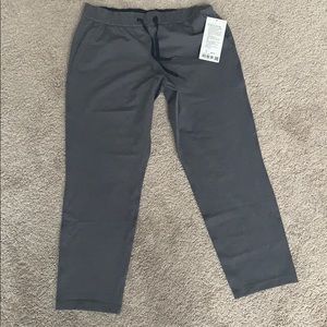 Lululemon - On the Fly 7/8 Pant